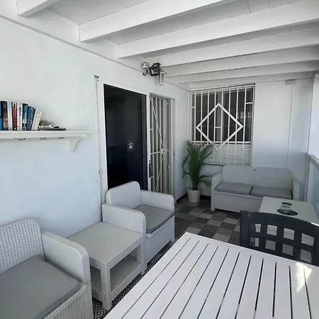 Casa Swn-y-mor, Two Bedroom With Private Pool * كوستا تاغيسي