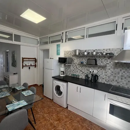 Casa Swn-y-mor, Two Bedroom With Private Pool