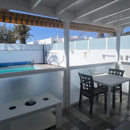 Casa Swn-y-mor, Two Bedroom With Private Pool Apartment