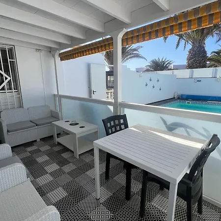 Casa Swn-y-mor, Two Bedroom With Private Pool Apartment *