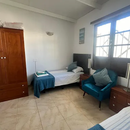 Casa Swn-y-mor, Two Bedroom With Private Pool Appartamento Costa Teguise