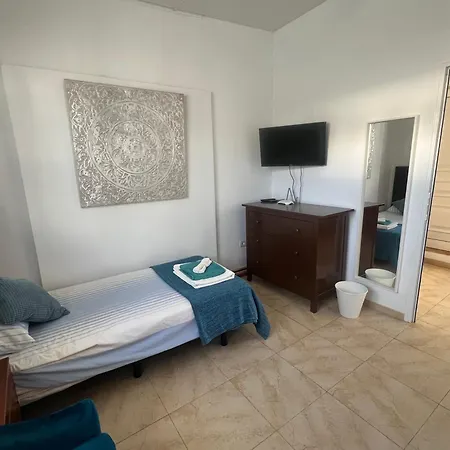 Casa Swn-y-mor, Two Bedroom With Private Pool Lejlighed *